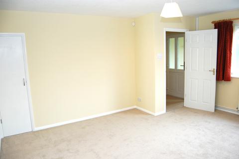 3 bedroom semi-detached house to rent, North Road East, Cheltenham, GL51