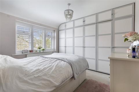 31 Stanley Square, Carshalton, SM5 4LX