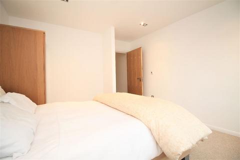 2 bedroom flat for sale, City Tower, 3 Limeharbour, London E14