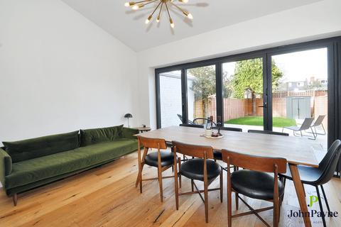 19 Avondale Road, Coventry, CV5 6DZ