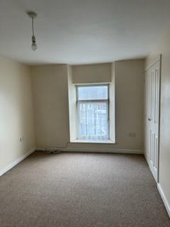 2 bedroom terraced house to rent, High Street, Llandybie SA18