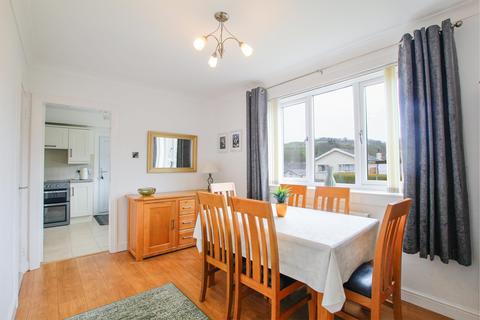 9 Chapelton Drive, Largs, KA30 8RD
