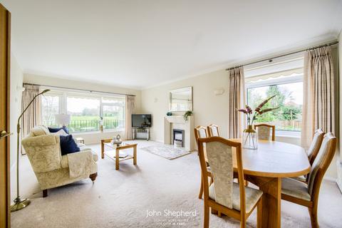 2 bedroom flat for sale, Coppice Close, Dove House Lane, Solihull, West Midlands, B91