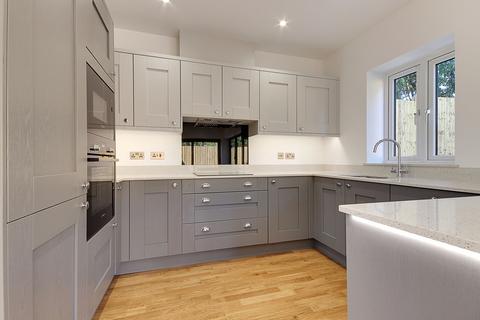 4 bedroom detached house for sale, McWilliam Road, Bournemouth BH9