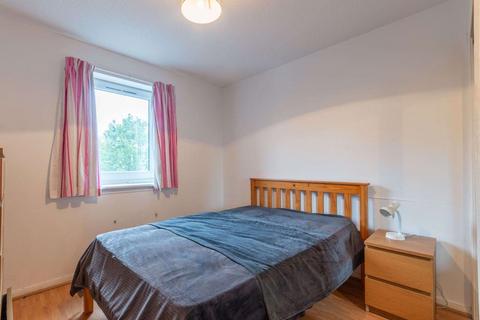 1 bedroom flat to rent, 2899L Bryson Road, Edinburgh, EH11 1DR