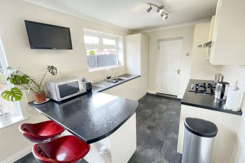 3 bedroom semi-detached house for sale, Barbour Avenue, Harton, South Shields, Tyne and Wear, NE34 6RT