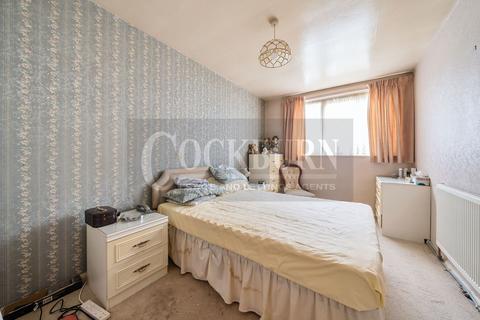 Flat 14, Priory Leas, 57 West Park, Mottingham, London, SE9 4SD