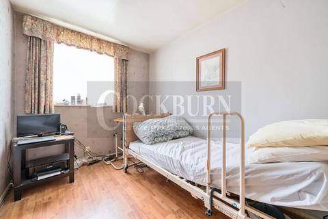 Flat 14, Priory Leas, 57 West Park, Mottingham, London, SE9 4SD