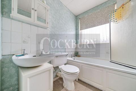 Flat 14, Priory Leas, 57 West Park, Mottingham, London, SE9 4SD