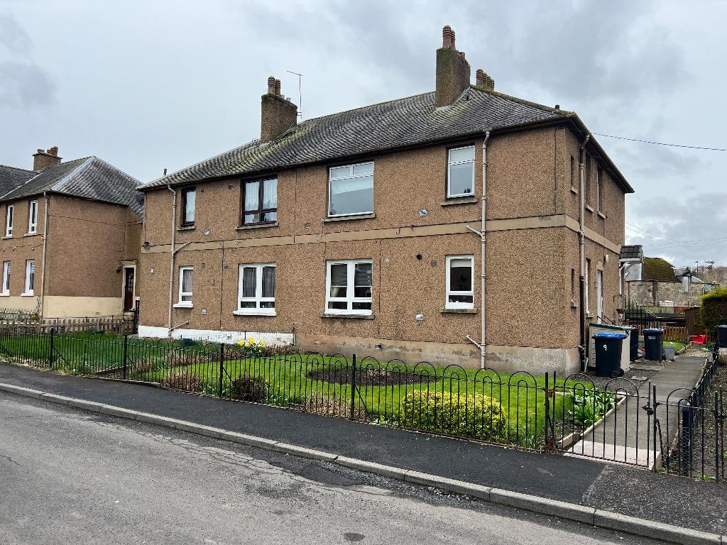 Bongate Gardens, Jedburgh, TD8 2 bed flat £69,000