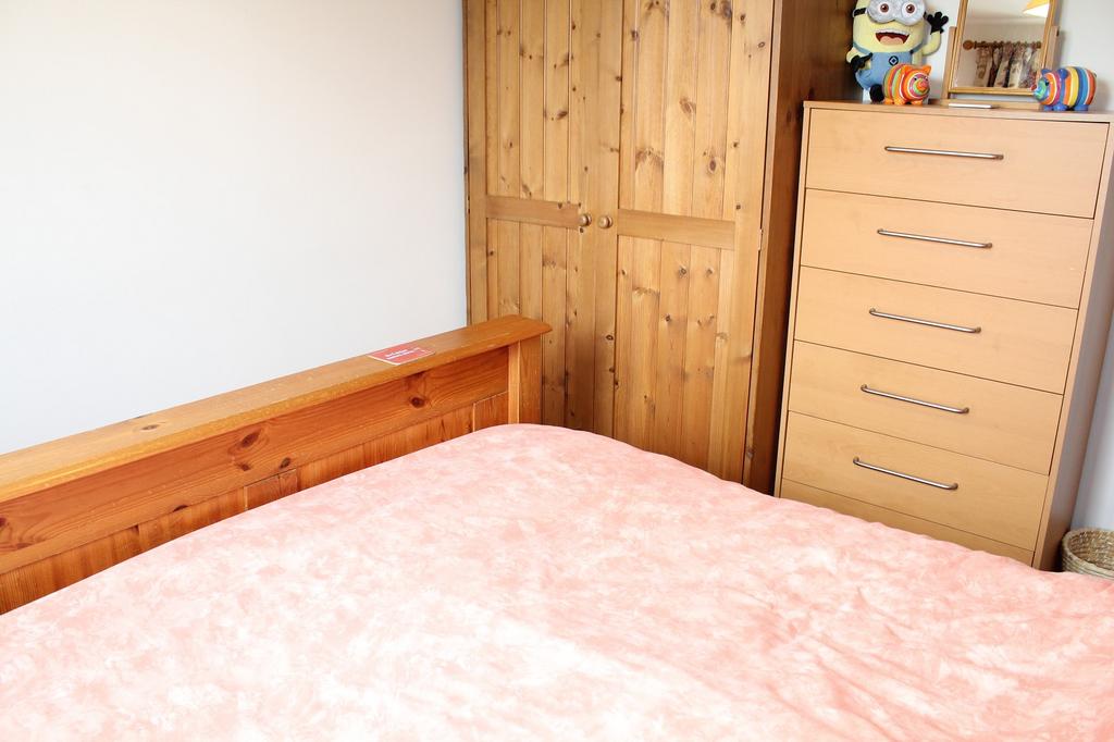 Bedroom 2 Picture 2