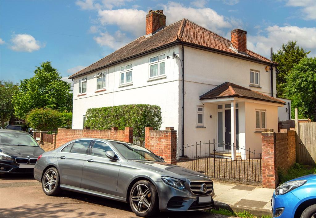 Manor Grove, Richmond, TW9 3 bed semidetached house for sale £995,000