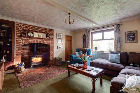 3 bedroom detached house for sale, Common Road, Bressingham, Diss, Norfolk, IP22