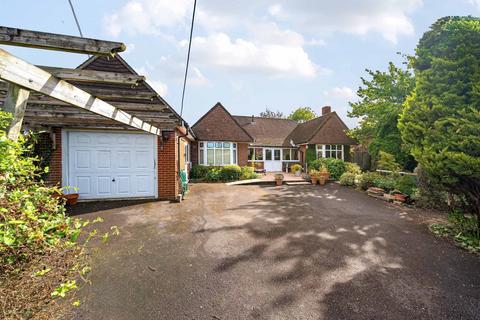 3 bedroom bungalow for sale, Church Road, Swanmore, Southampton, Hampshire, SO32