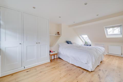 3 bedroom maisonette for sale, Niton Street, Fulham, London