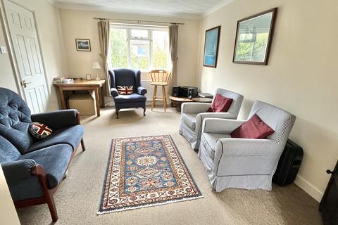 14 Bay View, Watchet, TA23 0EY