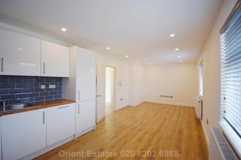 2 bedroom flat to rent, Hendon Way, London