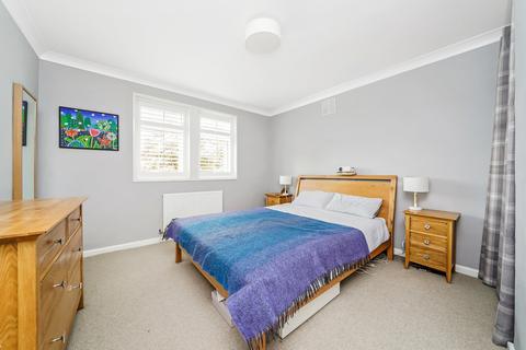 3 bedroom semi-detached house for sale, Weale Road, E4