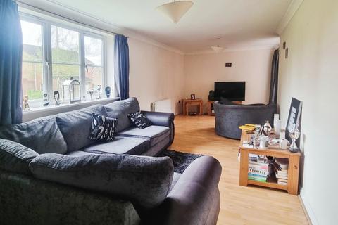 2 bedroom apartment for sale, Peatey Court, Princes Gate, High Wycombe