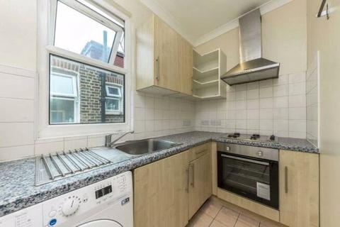 3 bedroom apartment to rent, Bollo Lane, Chiswick, W4