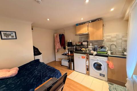 undefined, Garthland Drive, High Barnet