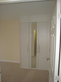 2 bedroom flat to rent, Battle Square, Reading, RG30