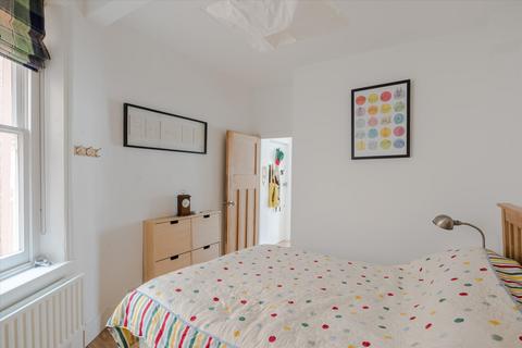 1 bedroom flat for sale, Bell Street, London, NW1.