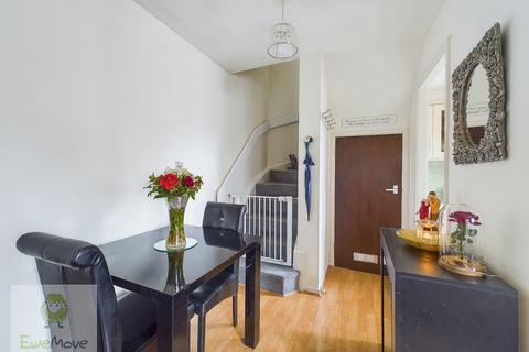 26 Harvel Avenue, Rochester, ME2 3JU