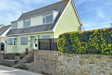 3 bedroom detached house for sale, Rue De Longis, Alderney GY9