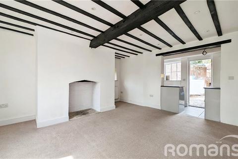 2 bedroom end of terrace house for sale, Guildford Road, Farnham
