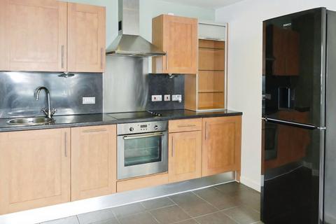 2 bedroom flat to rent, Gateway West, East Street, Leeds, LS9