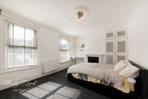 3 bedroom flat for sale, Homerton High Street, Hackney, E9