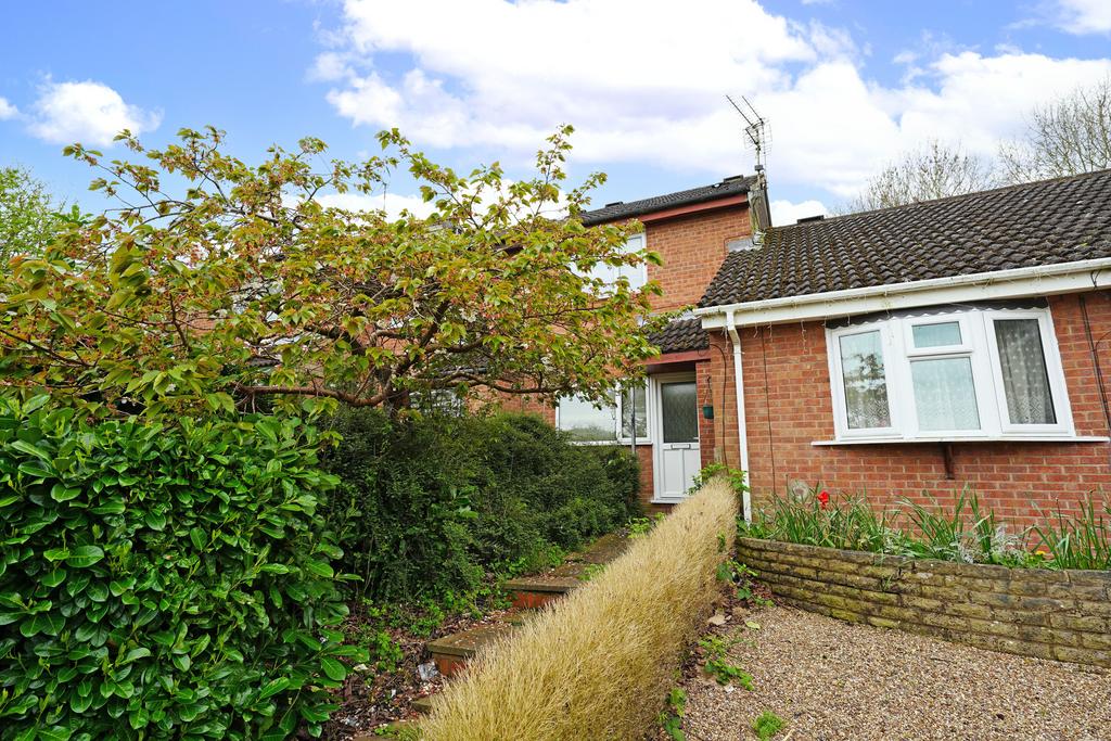 Anstey Heights, Leicester LE4 2 bed terraced house for sale £155,000