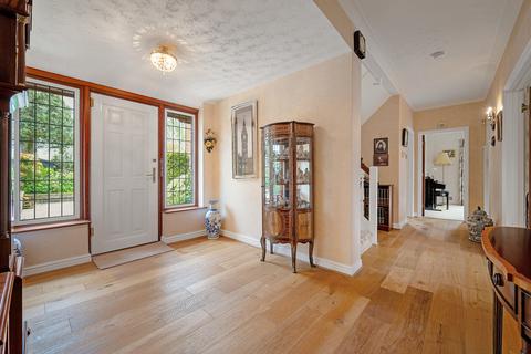 5 bedroom detached house for sale, High Street Great Barford Bedford, Bedfordshire, MK44 3LF