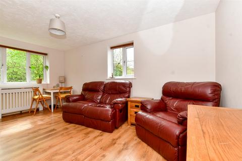 74 Chipstead Close, Sutton, SM2 6BF
