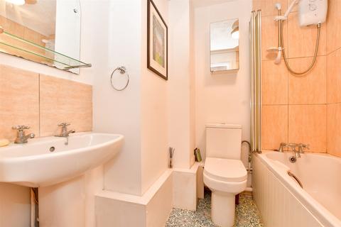 74 Chipstead Close, Sutton, SM2 6BF