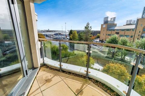 2 bedroom apartment for sale, Ocean Way, Southampton, Hampshire