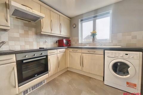 3f Cassin Drive, Cheltenham, GL51 7SY