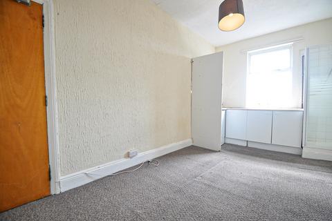 1 bedroom in a house share to rent, Room 7 55 Morden Road, Newport