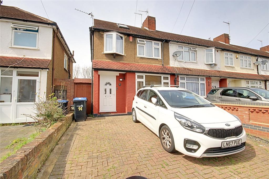 Shaw Road Enfield Middlesex En3 3 Bed Semi Detached House £450 000