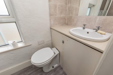 2 Quay Road, Thorne, Doncaster, DN8 4JG