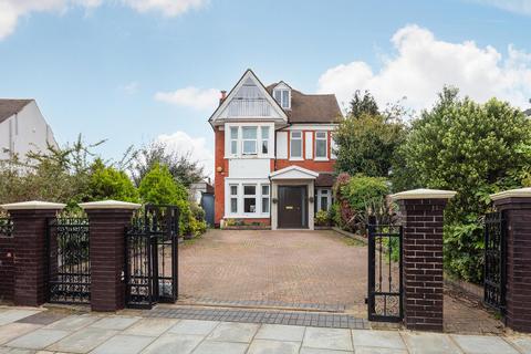 4 bedroom detached house for sale, London W13