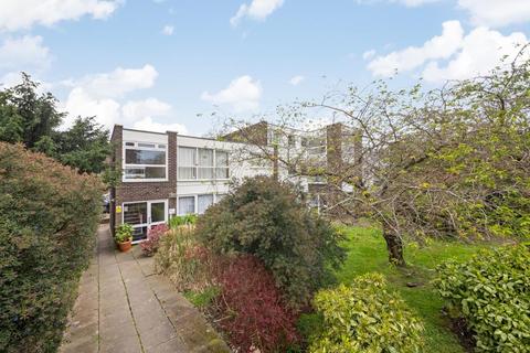2 bedroom apartment for sale, Bromley Road, Catford, London, SE6