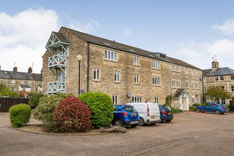 2 bedroom apartment for sale, Tower Street, Cirencester, Gloucestershire, GL7
