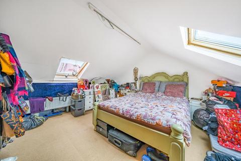4 bedroom semi-detached house for sale, Kidlington,  Oxfordshire,  OX5