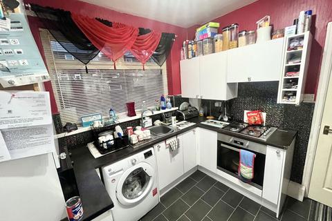 4 bedroom semi-detached house for sale, York Road, Birtley, Chester Le Street, Durham, DH3 2DE
