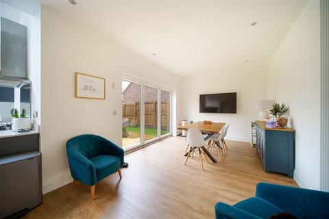 3 Ezart Avenue, Wetherby, LS22 6BA