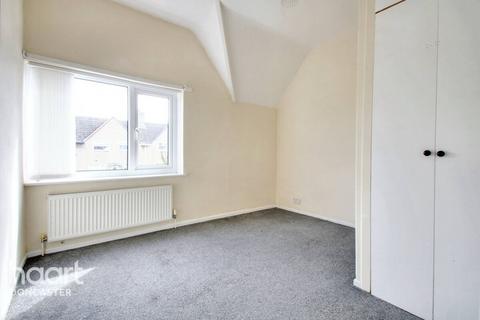 13 Green Lane, Woodlands, Doncaster, DN6 7NG