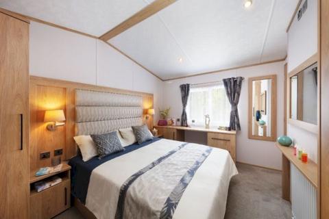 2 bedroom lodge for sale, 7 Delamere Point, Oakmere CW8