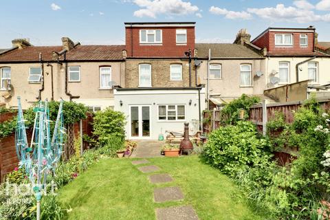 3 bedroom terraced house for sale, Wingate Road, Ilford